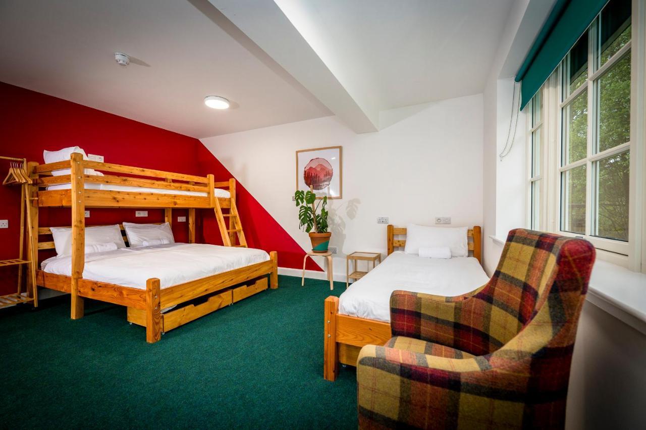 Loch Ness Bunk Inn Друмнадрочит Экстерьер фото