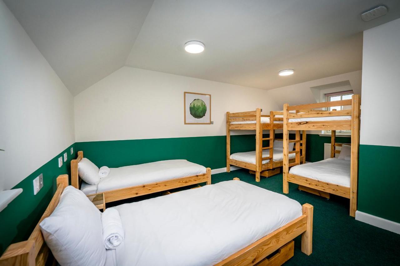 Loch Ness Bunk Inn Друмнадрочит Экстерьер фото